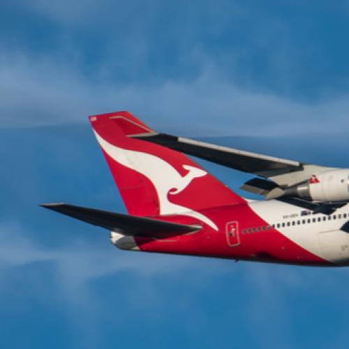 ACCC launches legal action against Qantas over tickets