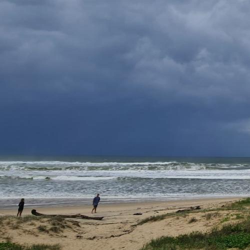 Gold Coast bracing for possible severe storms