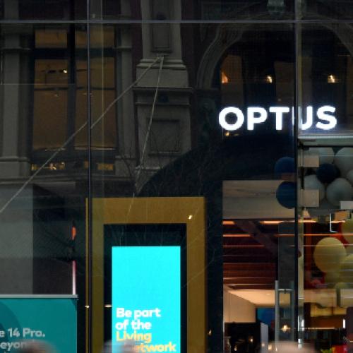 Phone and internet complaints jump after Optus hack