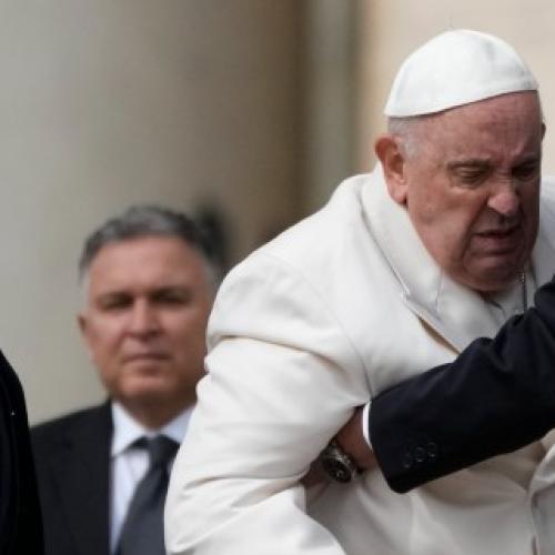 Pope improving, hospital treatment continues: Vatican