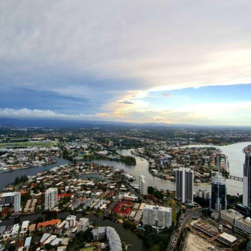 Warnings issued as Gold Coast braces for another day of storms