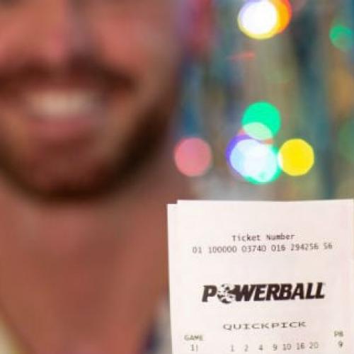 Gold Coast man scoops entire $20 million Powerball jackpot