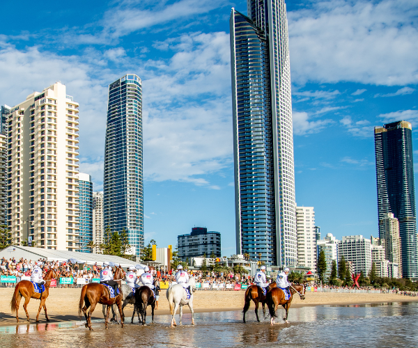 Visit Surfers Paradise: 2024 Surfers Paradise, Gold Coast Travel