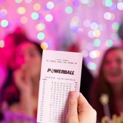 Chance for history to be made in tonight’s $150M Powerball draw